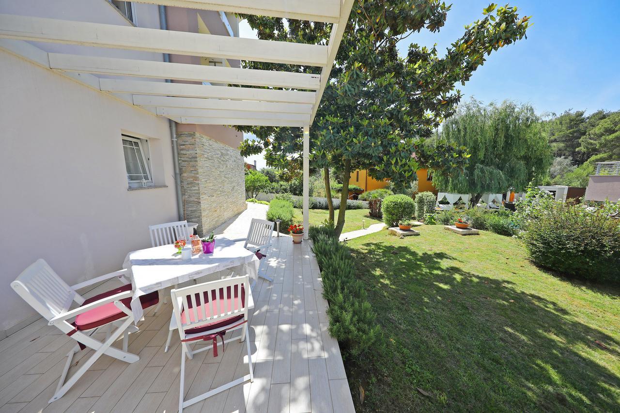 Apartments Mirakul Zadar Exterior foto